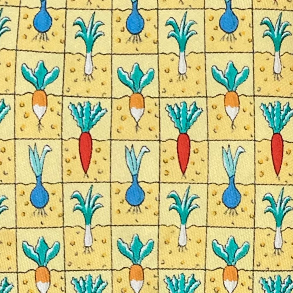 100% REAL HERMES TIE ~  YELLOW w/ WHIMSICAL FALL ROOT VEGETABLES CARROTS TURNIPS